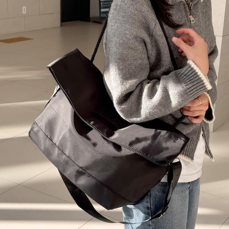 어번 901 여성 경량 크로스가방