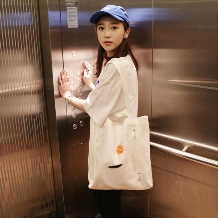 심플 자수 캔버스 숄더백