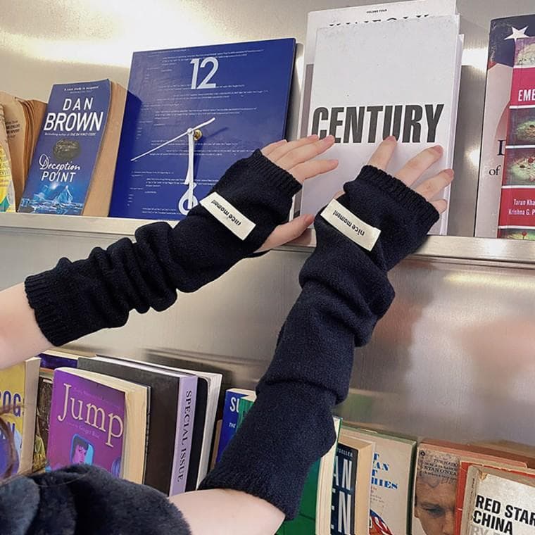 심플 디자인 여성 포인트 스타일 아이템 니트 롱 암워