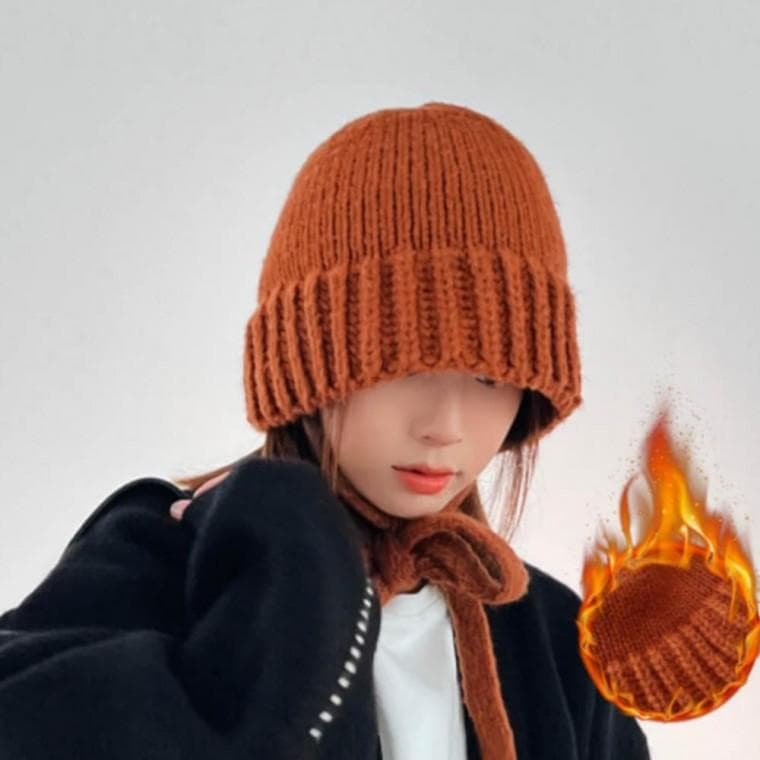스트랩으로 턱밑 귀엽게 연출 벙거지햇 가능한 니트 여자 벙거지 모자