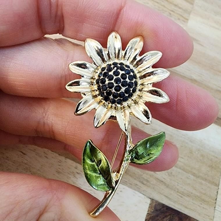 행운의 상징 해바라기 코사지 브로치 액세서리 선물